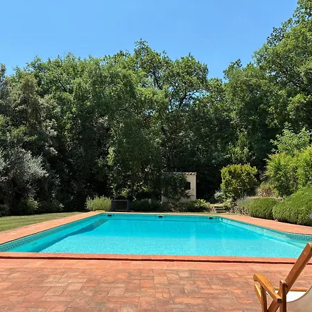 Pool With In Ferienhaus Perugia